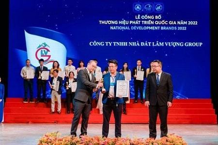 Nhà đất Lâm Vượng Group: “Tất cả vì quyền lợi của khách hàng”