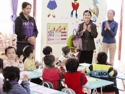 Làng gõ đầu trẻ