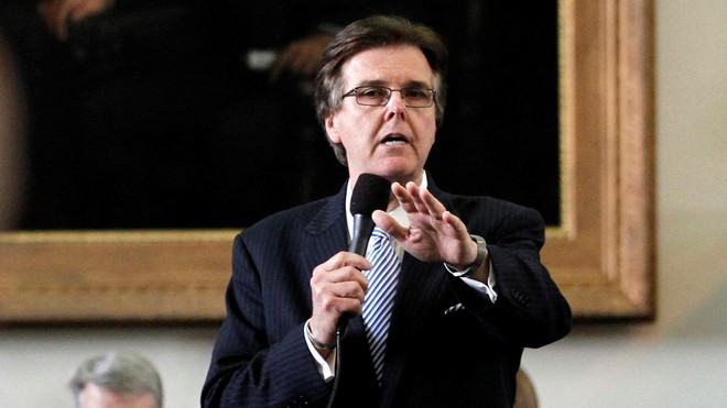 Phó thống đốc bang Texas, ông Dan Patrick /// Reuters