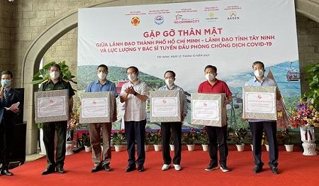 Tour du lịch khép kín liên tỉnh đầu tiên sau giãn cách