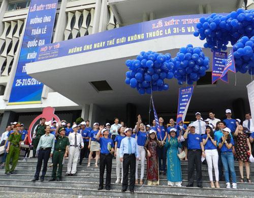 Mít tinh hưởng ứng Ngày thế giới không thuốc lá