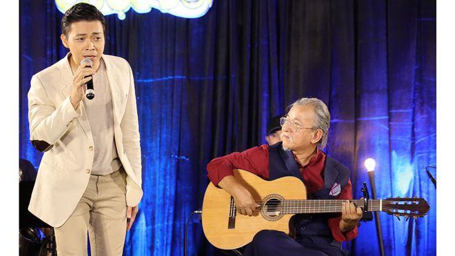 Lay động những sô diễn cuộc đời