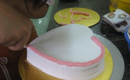 Lấy lòng nữ sinh bằng những “cú lừa ngoạn mục”