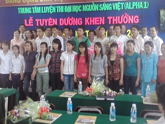 Lễ khen thưởng thủ khoa – á khoa kỳ thi ĐH 2011