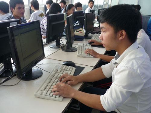 Trường CĐ CNTT TP.HCM áp dụng hệ thống E-learning