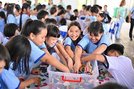 Tập đoàn LEGO trồng 50.000 cây xanh với cam kết phát triển công nghiệp song hành với giữ vững đa dạng sinh học