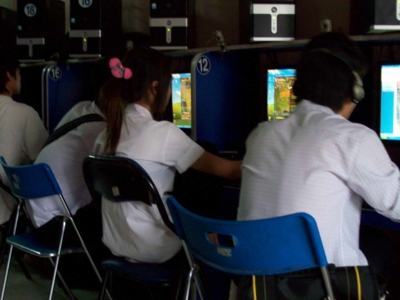 Lên mạng dụ trẻ 13 tuổi vào nhà nghỉ