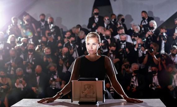 LHP Cannes 2021: Vượt khó giữa đại dịch