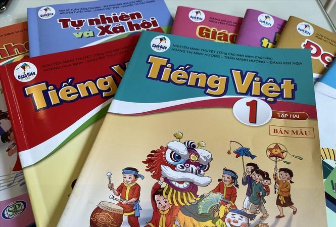 Linh hoạt dạy học trong khi chờ tài liệu chỉnh sửa SGK lắm sạn