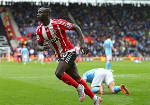 Liverpool lăm le cướp “hàng” của M.U