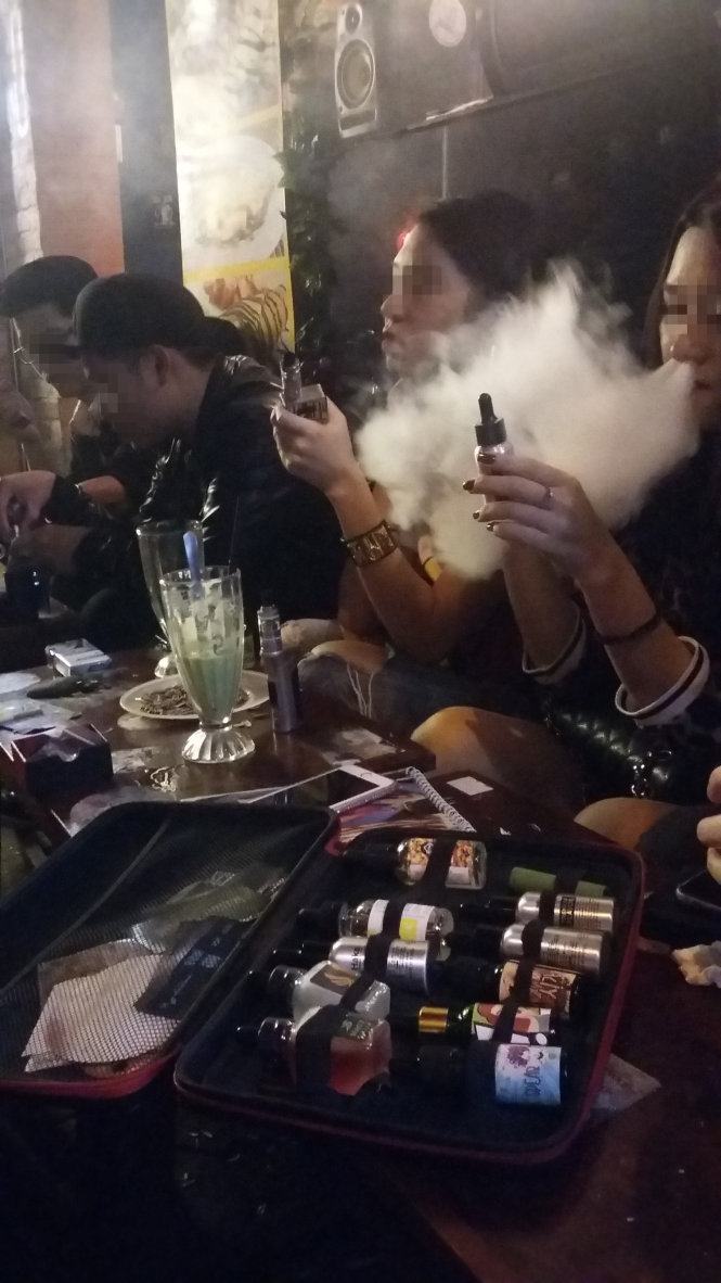 Lo ngại với cơn sốt hút vape 