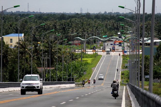 Loạn trạm thu phí do lợi ích nhóm 