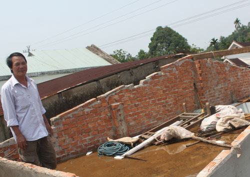 Lốc xoáy, mưa đá gây thiệt hại nặng nề tại Quảng Nam