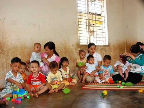 Lớp học giữa rừng cao su