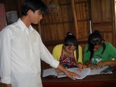 Lớp luyện thi của người thầy chưa tốt nghiệp THPT