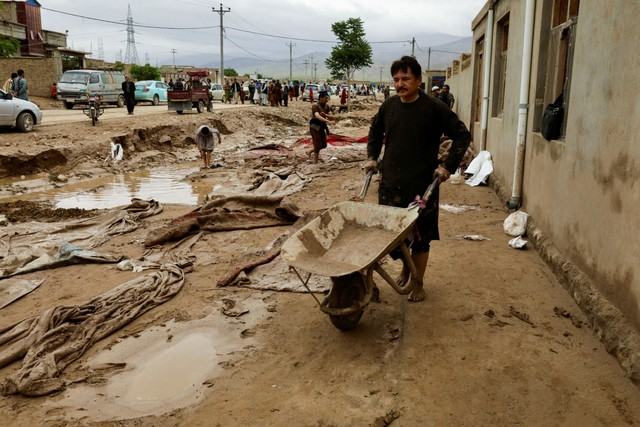 Lũ lụt gây thiệt hại nặng tại Afghanistan, Brazil