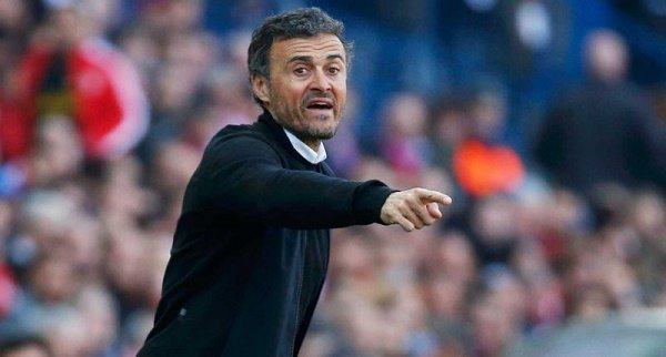 Luis Enrique chia tay Barca, báo động Mourinho, Conte