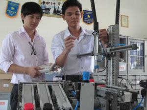 Lương kỹ thuật cao hơn kinh tế