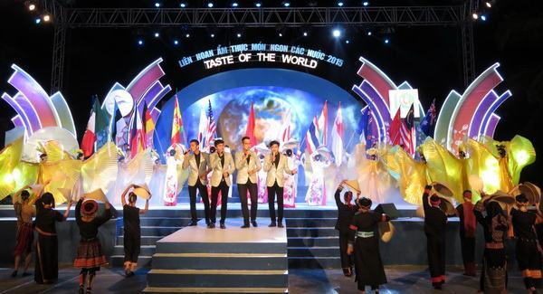 Liên hoan ẩm thực món ngon các nước 2016