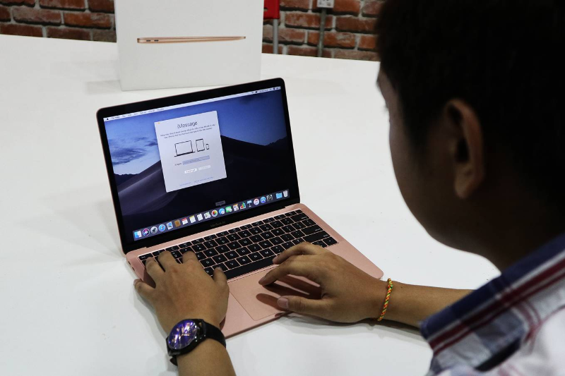 MacBook Air 2018 về Việt Nam giá hơn 37 triệu đồng