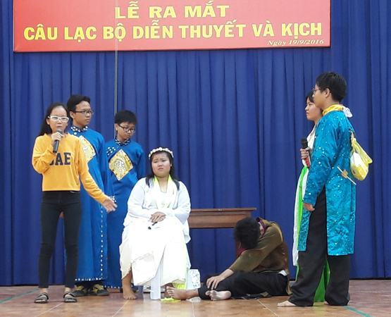 Trường THPT Mạc Đĩnh Chi ra mắt CLB Kịch – diễn thuyết