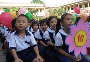 Mai con vào lớp 1…