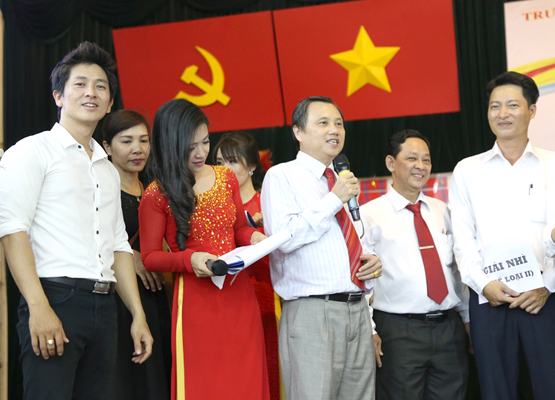 Chung kết và trao giải hội thi văn nghệ “Mái trường thân yêu”