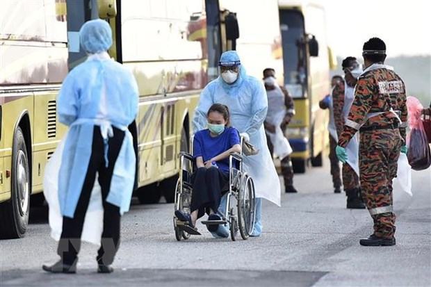 Malaysia siet chat quy dinh doi voi tau thuyen nuoc ngoai cap cang hinh anh 1