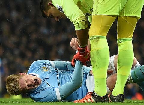 Man City nhận tin vui: Ngôi sao De Bruyne chỉ phải nghỉ … 10 tuần
