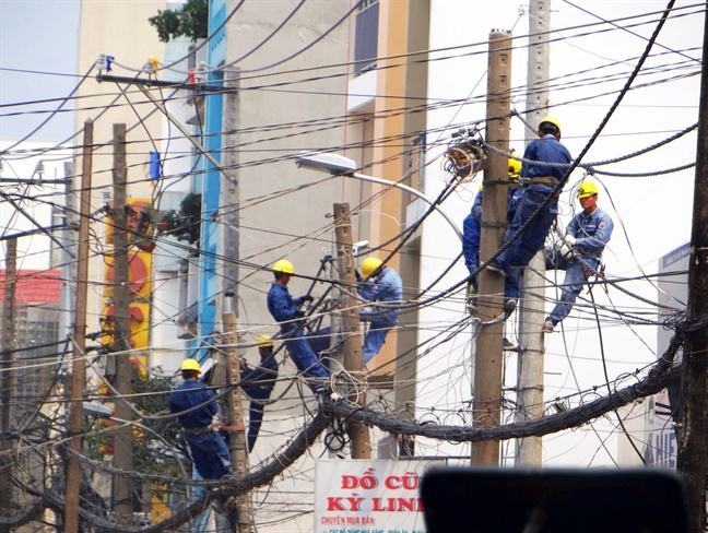 Mang nhen duoi long dat Sai Gon va cuoc di doi... bat tan