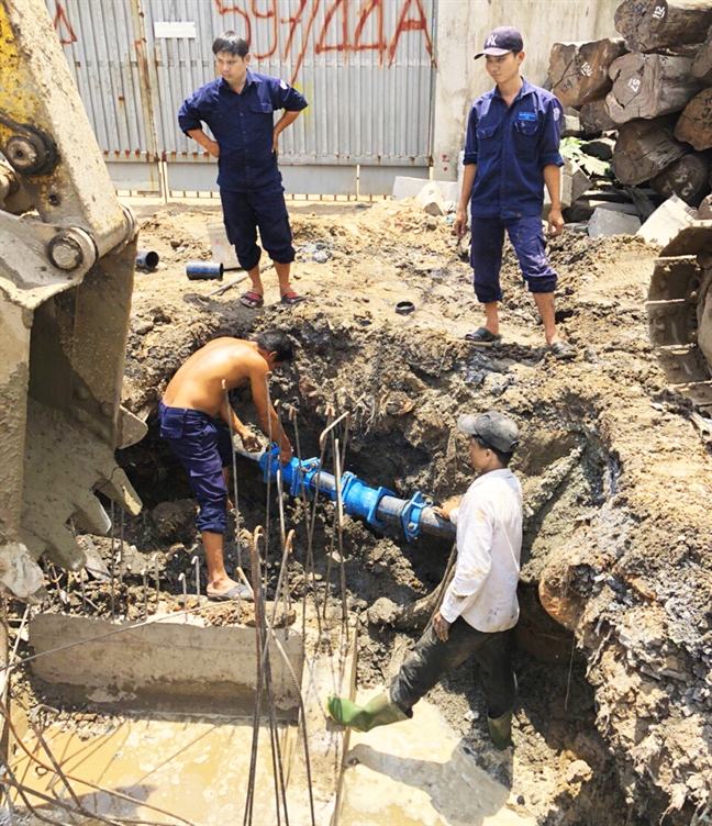 Mang nhen duoi long dat Sai Gon va cuoc di doi... bat tan