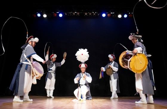 Mang sắc màu Hàn Quốc đến với Đà Lạt