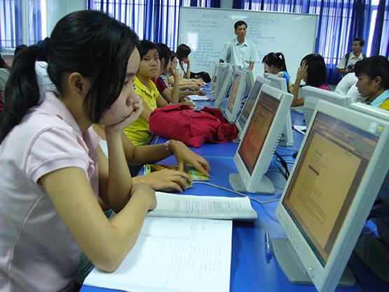 Tạo sức đề kháng cho HS-SV trước thông tin xấu