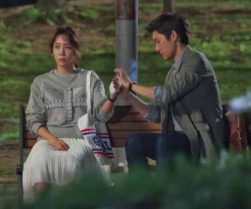 Nước mắt phụ nữ lần đầu lên sóng màn ảnh Việt