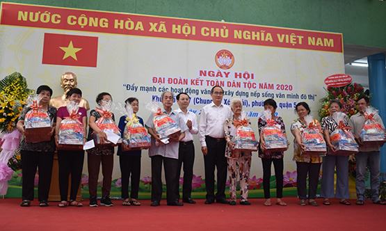 Tạo điều kiện cho cán bộ trẻ tham gia phát triển thành phố