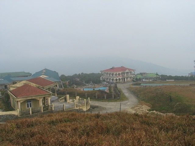 Mẫu Sơn chìm trong giá buốt