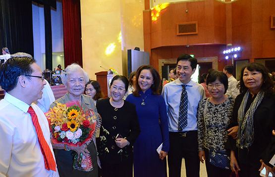 “Tri ân và tiếp bước”