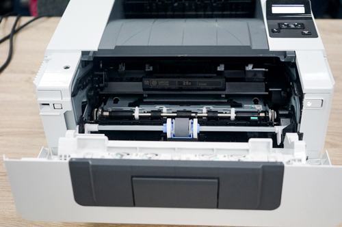 may-in-hp-laserjet-pro-m402n-tiet-kiem-dien-7