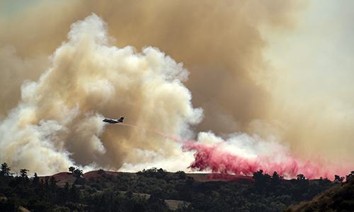 California sơ tán 100.000 người