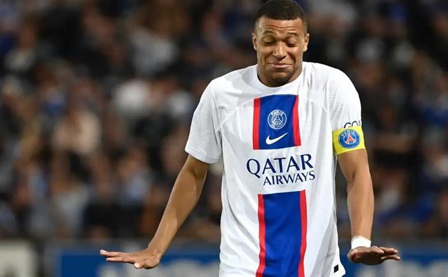 Mbappe nhận đề nghị hợp đồng 10 năm trị giá 1 tỷ Euro từ PSG