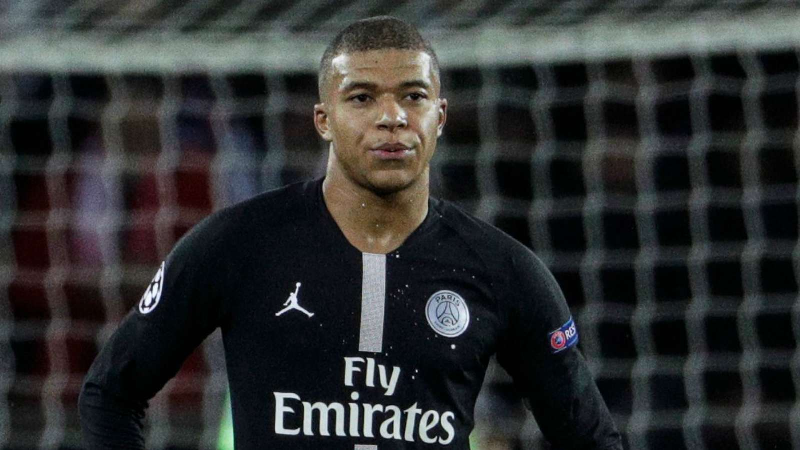 Mbappe sớm chốt tương lai sau thất bại của PSG