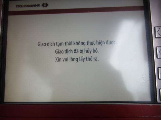 Mệt với máy ATM ở làng đại học