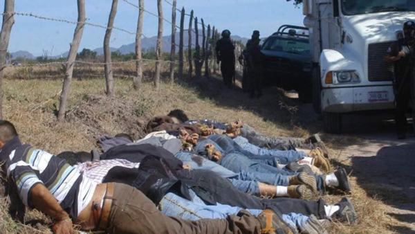 Mexico: Đấu súng giữa các băng đảng ma túy, gần 20 người thương vong