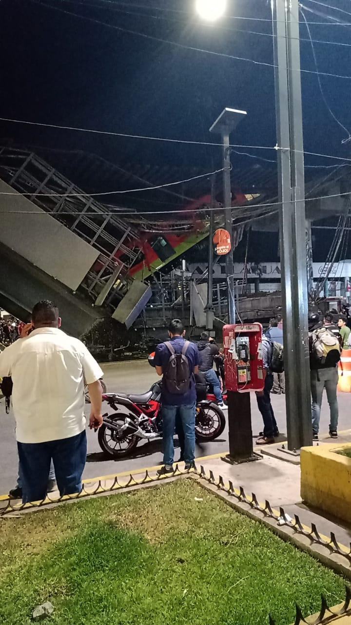 Mexico: Sập đường sắt trên cao đúng lúc tàu chạy qua, hơn 80 người thương vong ảnh 4