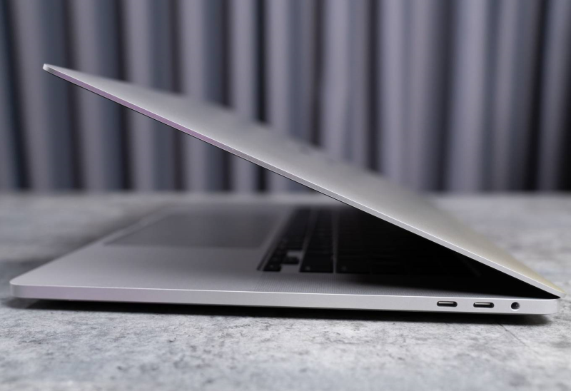 Mở hộp Macbook Pro 16 inch