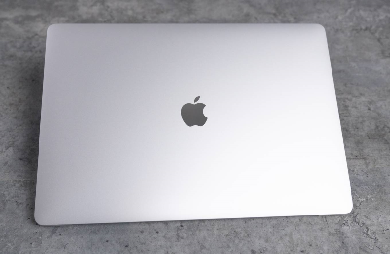 Mở hộp Macbook Pro 16 inch