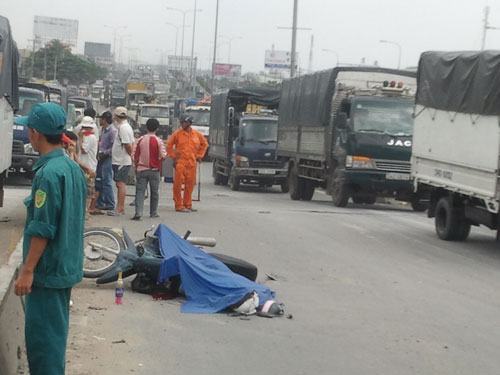 Mỗi ngày, 30 gia đình mất người thân vì TNGT