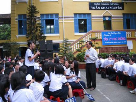 Môn Giáo dục công dân đang rối