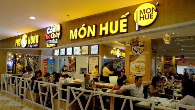 Món Huế, Cơm thố cháy, Phở ông Hùng lên sàn ngoại