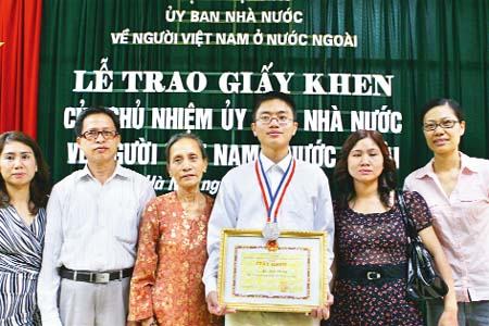 Một học sinh gốc Việt rạng danh tại Cộng hòa Séc